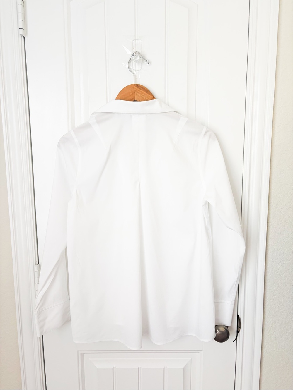 Foxcroft Agnes No Iron Stretch Long Sleeve Popover Shirt White Size XS - Picture 4 of 4